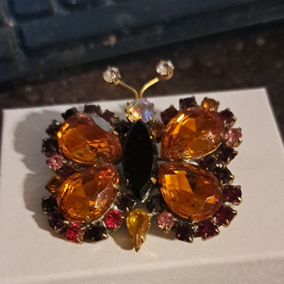 Jewelry - Vintage Elegant Butterfly Brooch with Orange and Black Accents